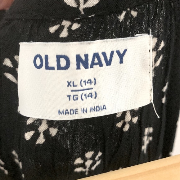 Old Navy US XL/14(Girls) Black Tank Top with Leaf/Floral Cream Colored Pattern. - Picture 3 of 4